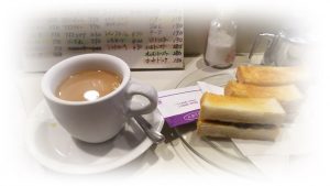 ブレンドコーヒーとオニオントースト